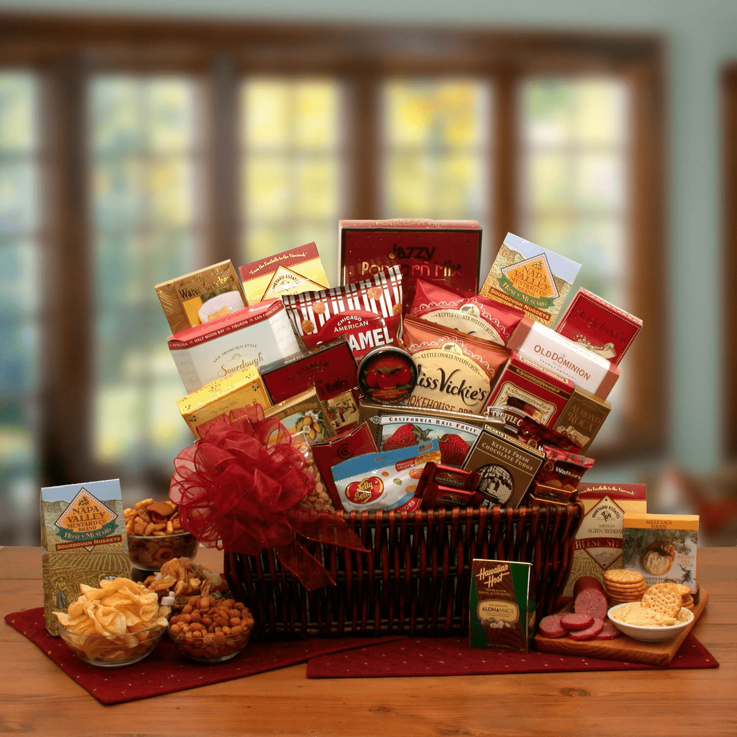 Gourmet Gift Basket – Premium Selection of Savory & Sweet Delicacies for Every Celebration