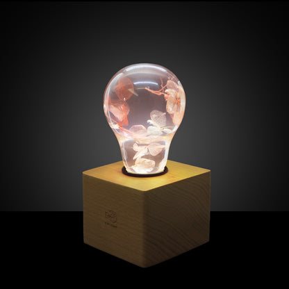 EP LIGHT - Pink Hydrangea LED Bulb with Eco-Friendly Resin.