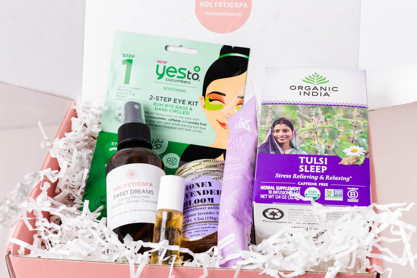 Beauty Sleep Box - Relaxation Essentials for a Perfect Night’s Sleep with Tea, Pillow Spray, Honey & More